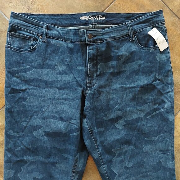 old navy womens Camo jeans Size 24 Plus - Picture 2 of 7
